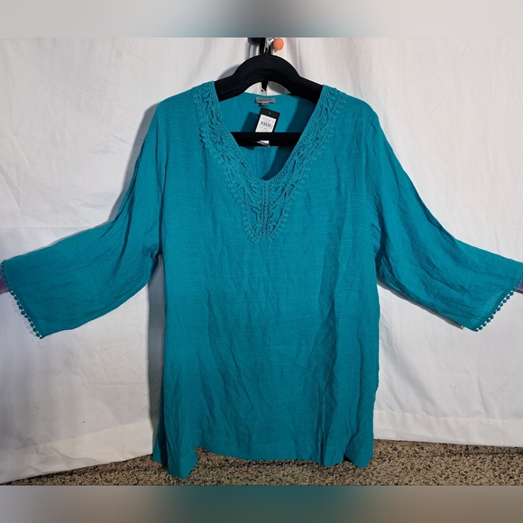 Avenue plus size 22/24 aqua crochet trim tunic - Picture 11 of 14